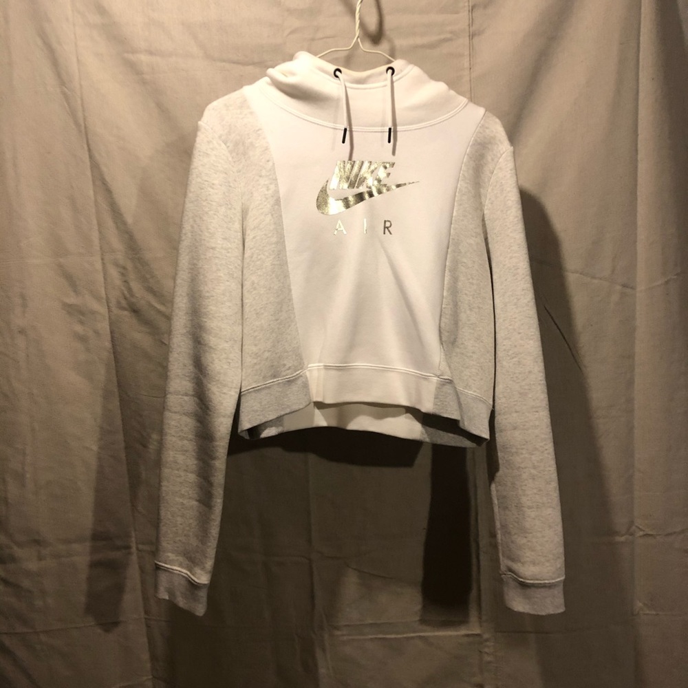 Nike cropped sweatshirt
